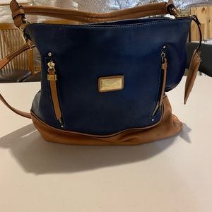Simple Noelle Handbag